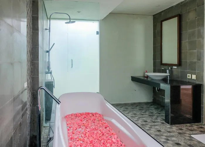 The Lavana Dzawani Melasti Ungasan 3 Bedroom 4* Uluwatu